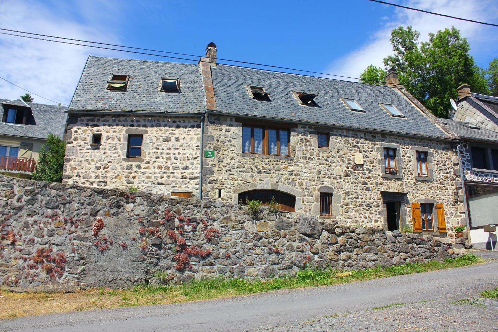Maison De Varennes Chambon-sur-Lac Room photo